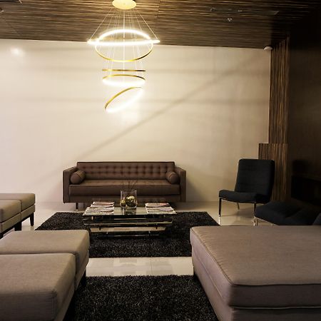 Mezzo Hotel Себу Экстерьер фото