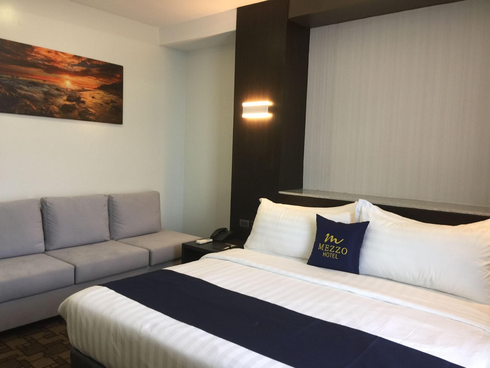Mezzo Hotel Себу Экстерьер фото