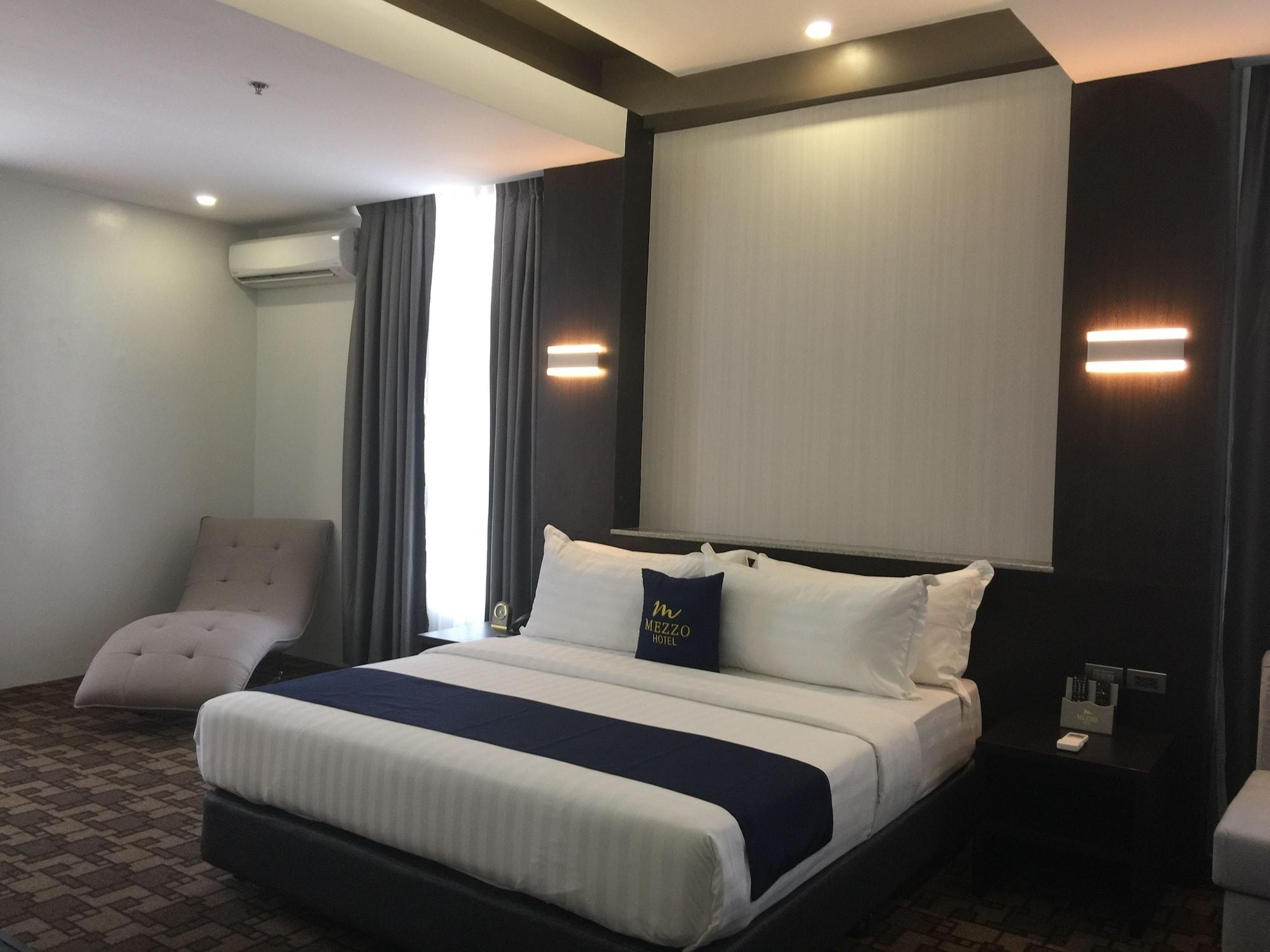 Mezzo Hotel Себу Экстерьер фото