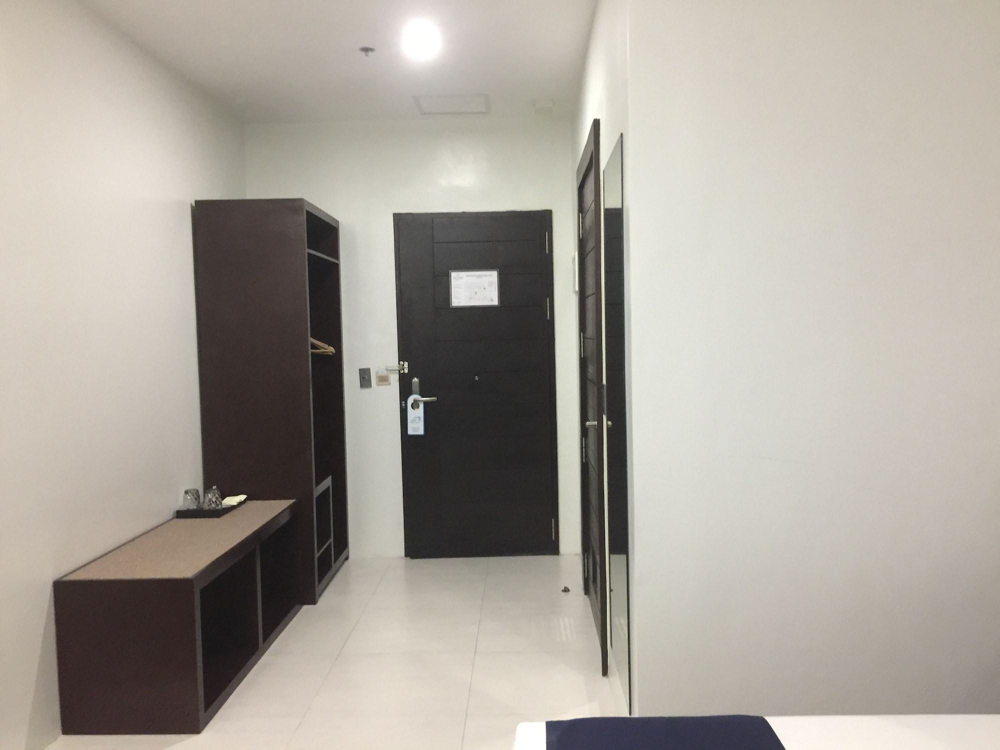 Mezzo Hotel Себу Экстерьер фото