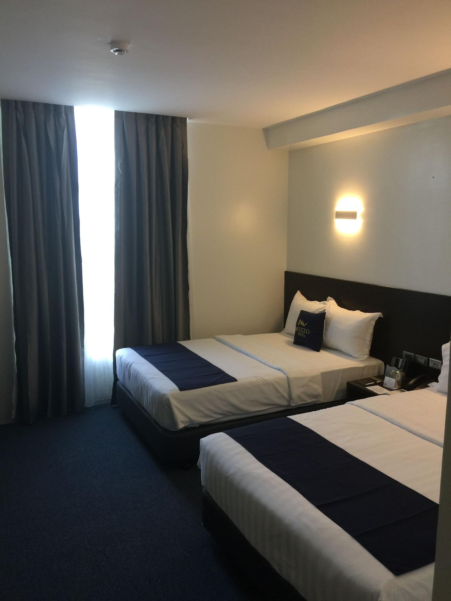 Mezzo Hotel Себу Экстерьер фото