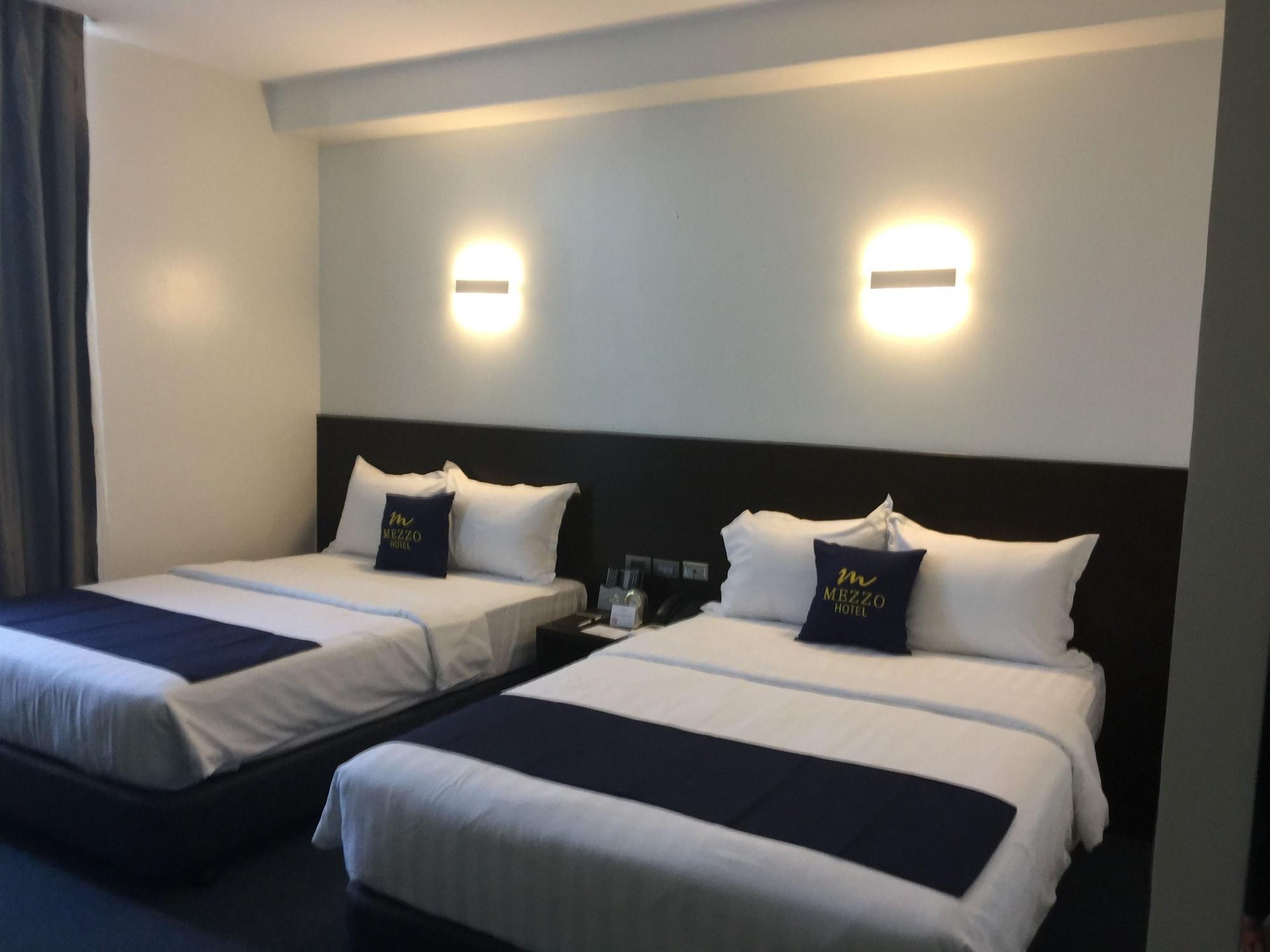 Mezzo Hotel Себу Экстерьер фото