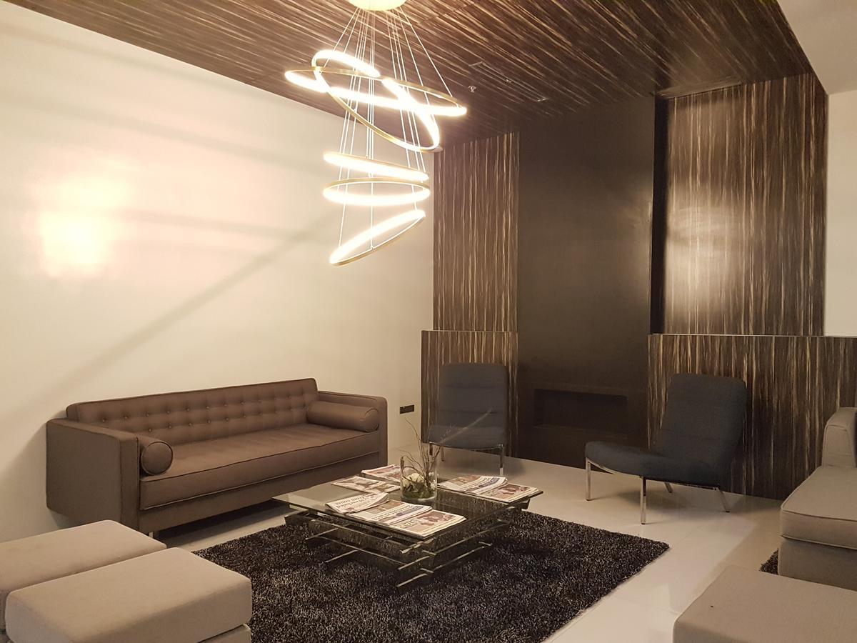 Mezzo Hotel Себу Экстерьер фото