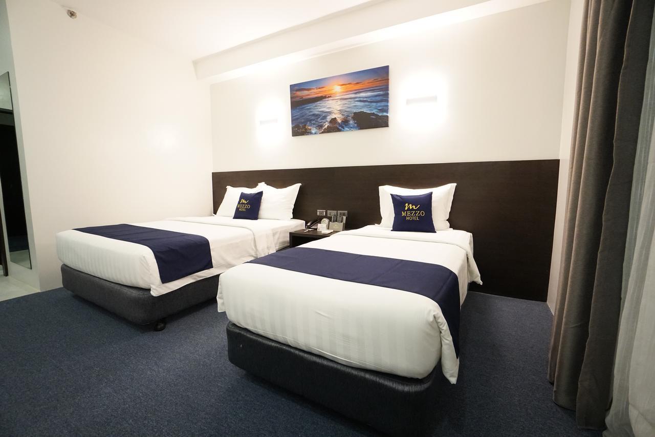 Mezzo Hotel Себу Экстерьер фото