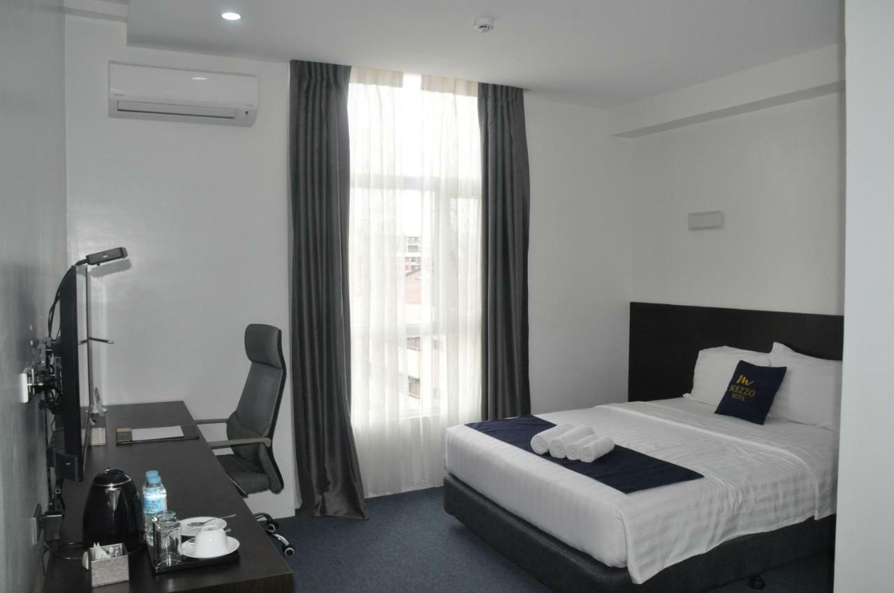 Mezzo Hotel Себу Экстерьер фото